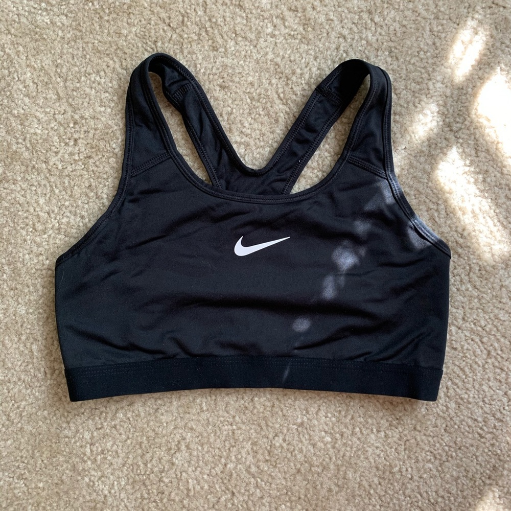 Nike pro sports bra